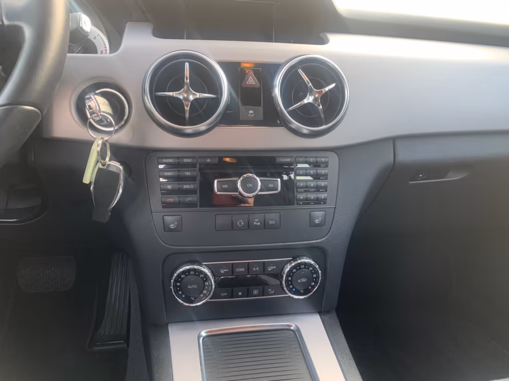 Mercedes-Benz GLK 200