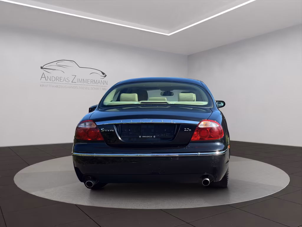 Jaguar S-Type