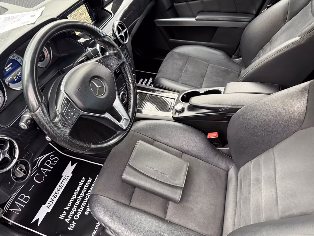 Mercedes-Benz GLK 220
