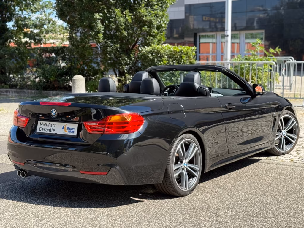 BMW 425