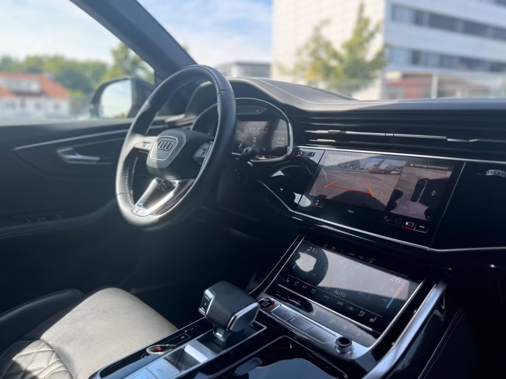 Audi SQ8