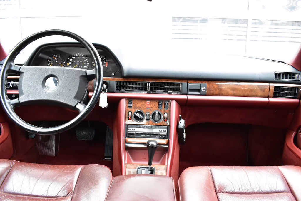 Mercedes-Benz 420