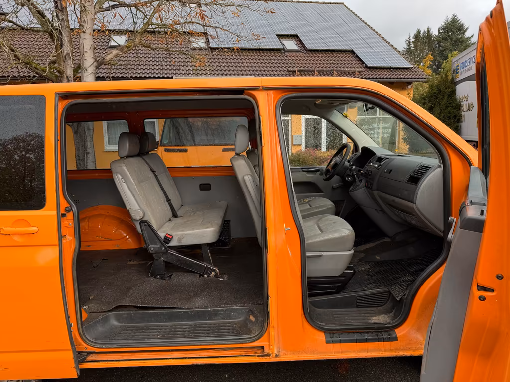 Volkswagen T5 Kombi