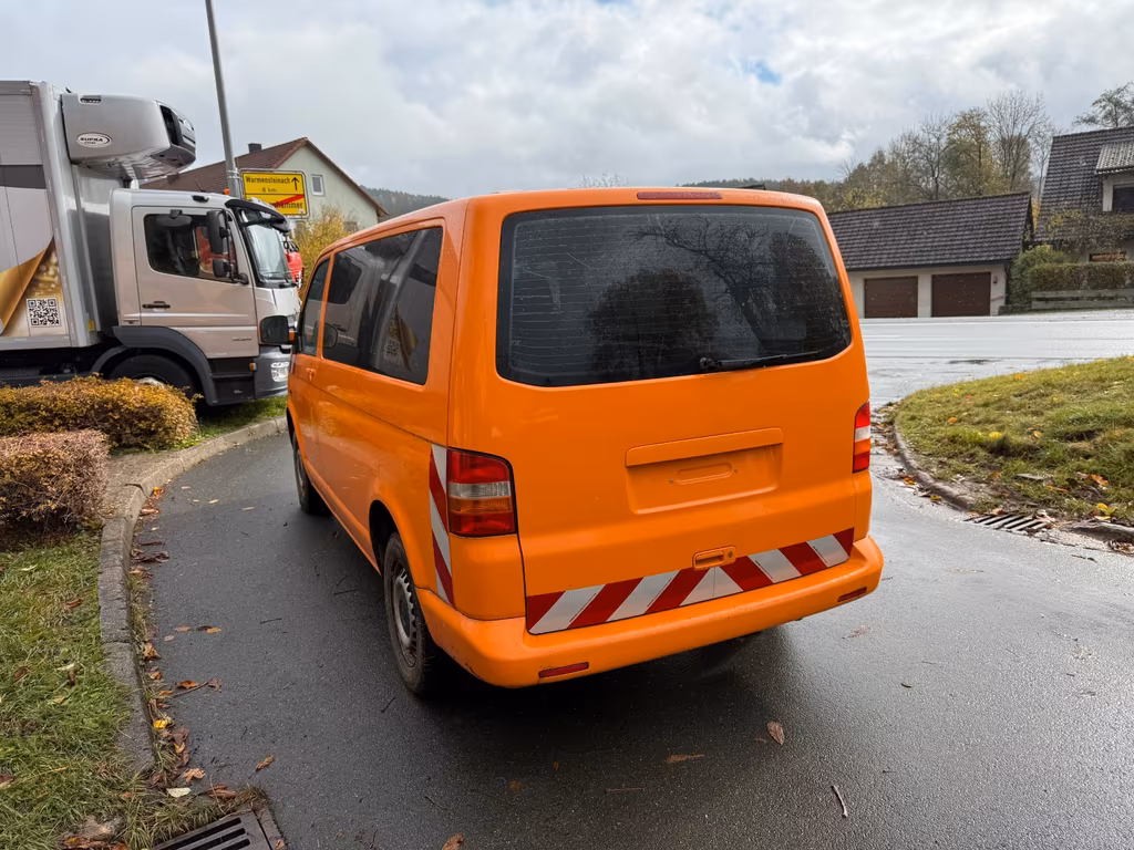 Volkswagen T5 Kombi