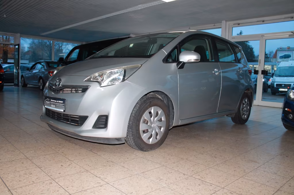 Toyota Verso-S