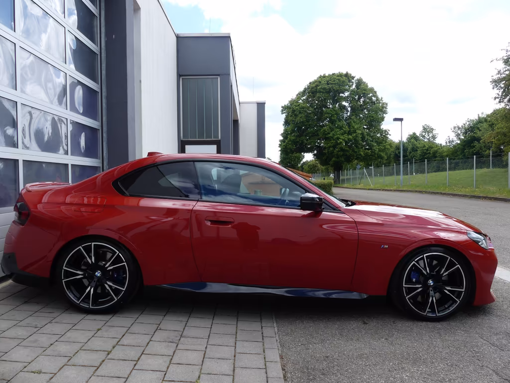 BMW M240i