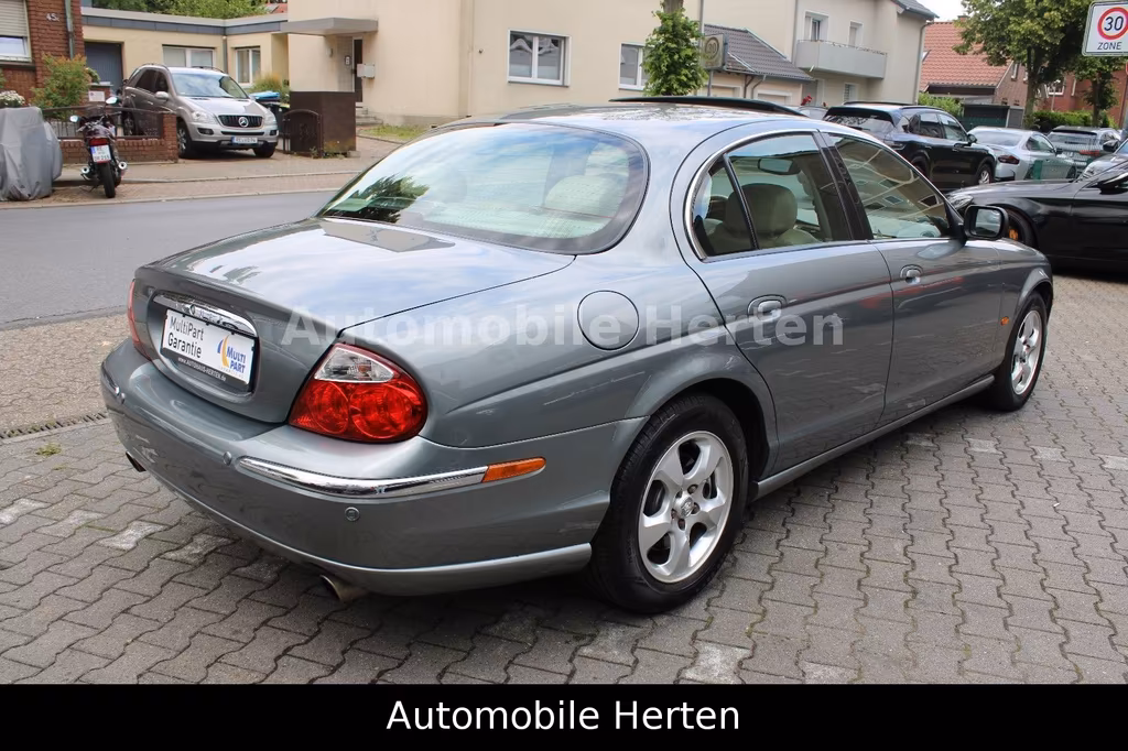 Jaguar S-Type