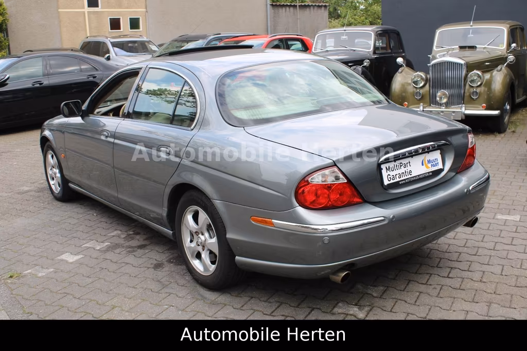 Jaguar S-Type