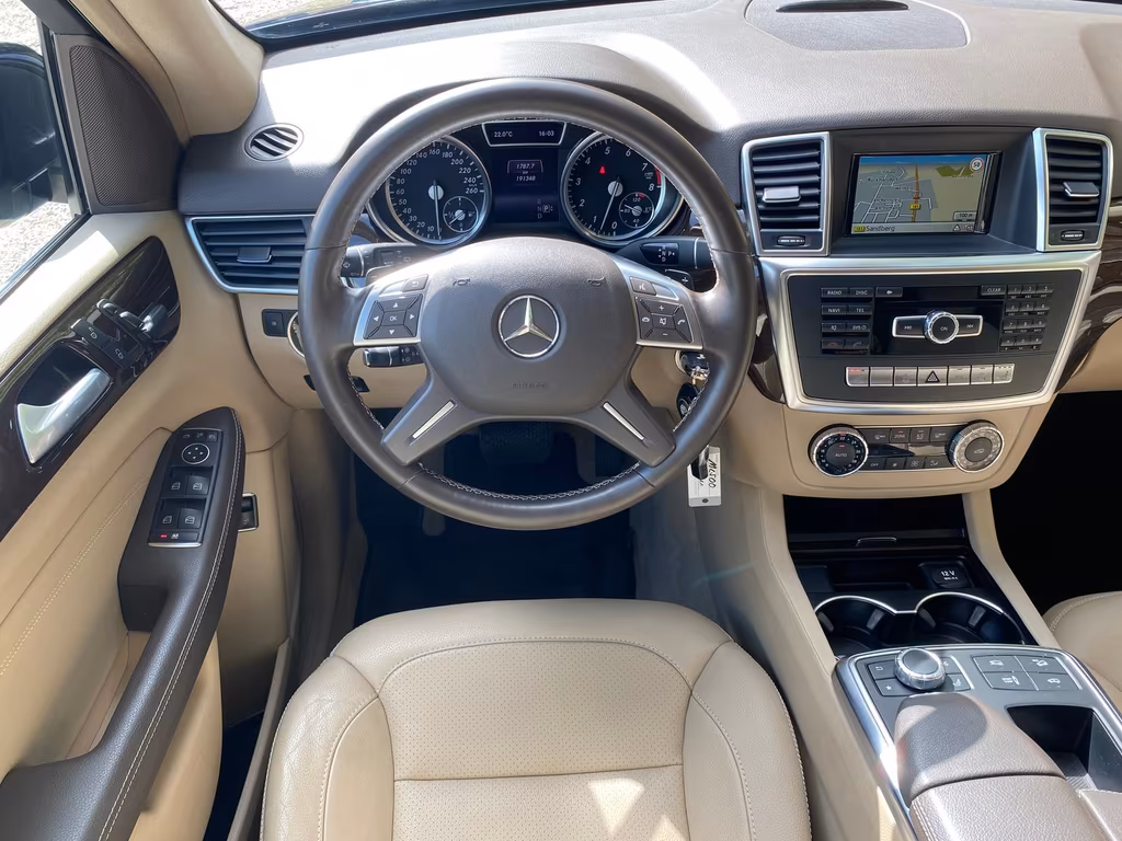 Mercedes-Benz ML 500