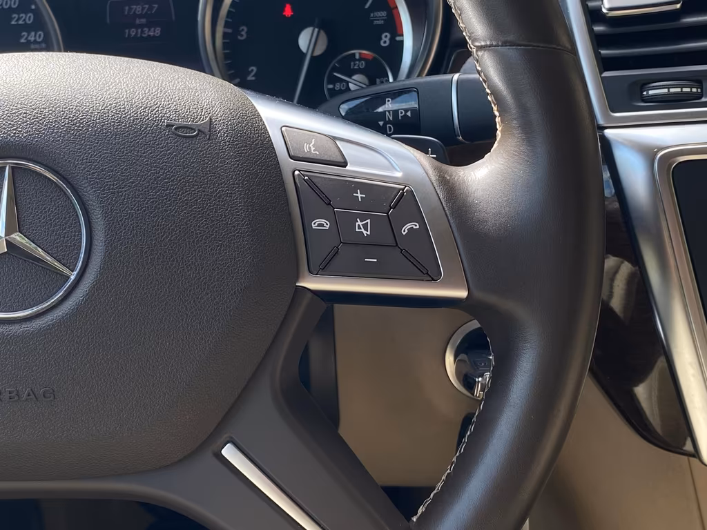 Mercedes-Benz ML 500