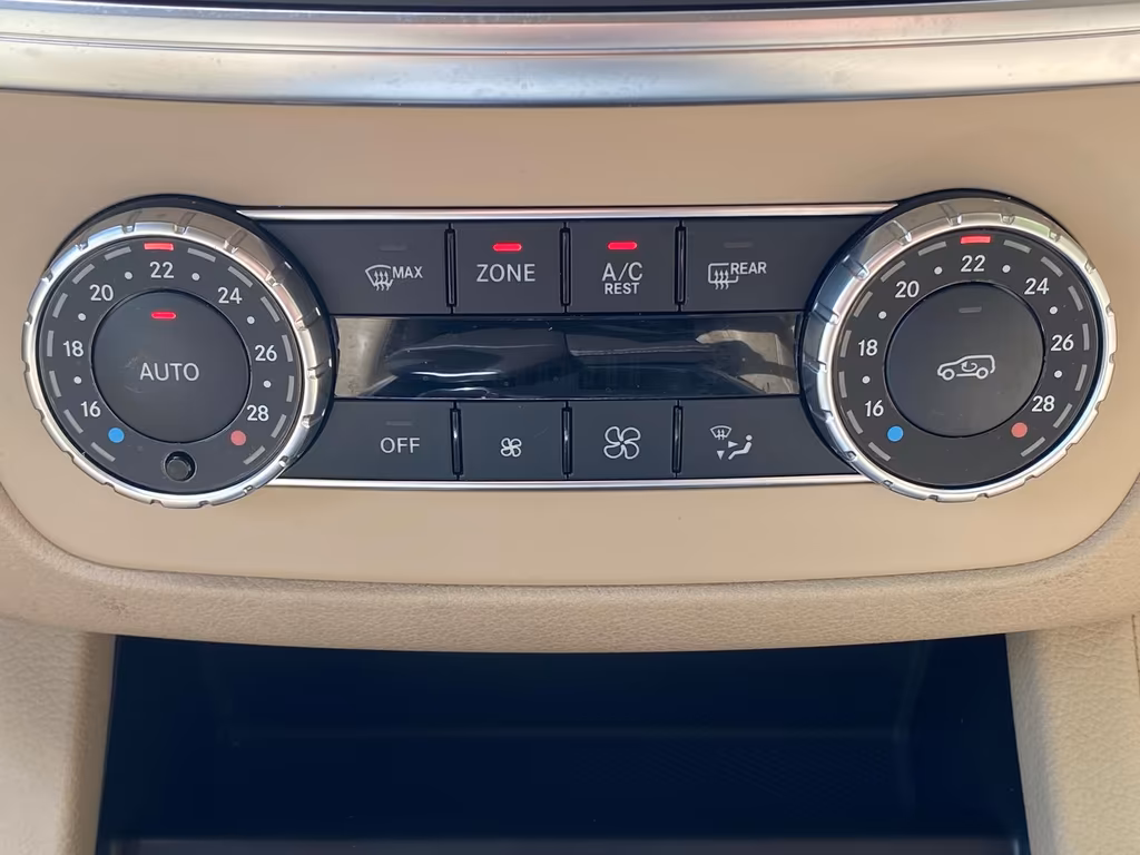 Mercedes-Benz ML 500
