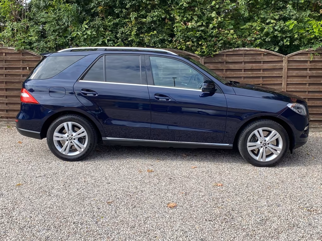 Mercedes-Benz ML 500