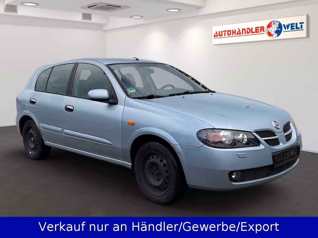 Nissan Almera