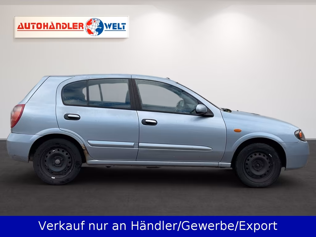 Nissan Almera