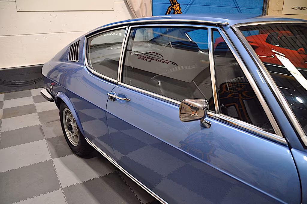 Audi 100