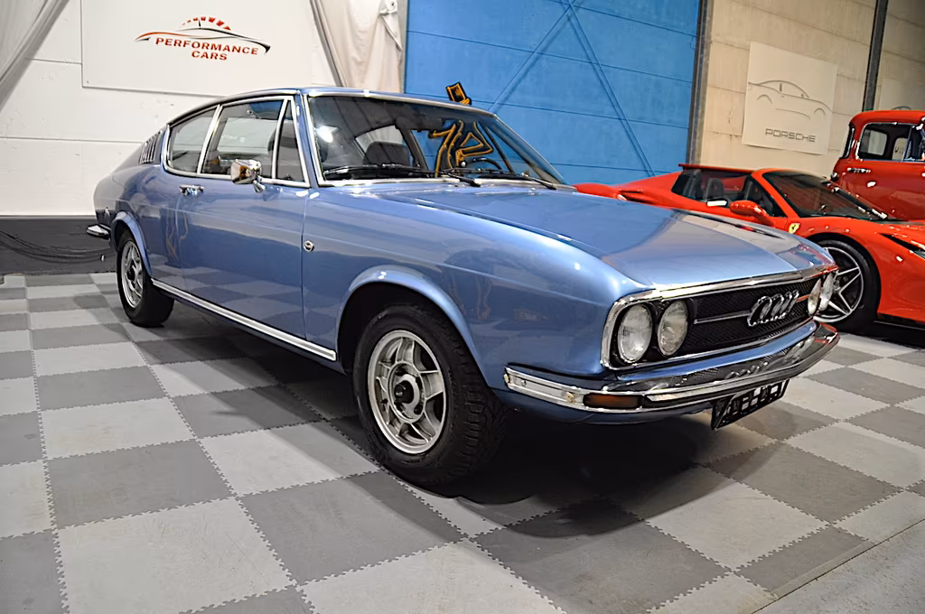 Audi 100