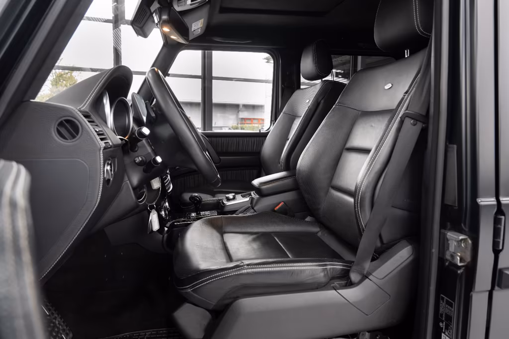 Mercedes-Benz G 500