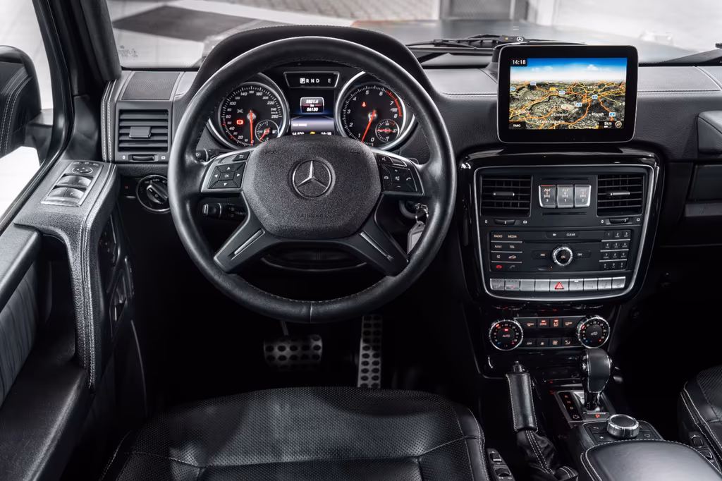 Mercedes-Benz G 500