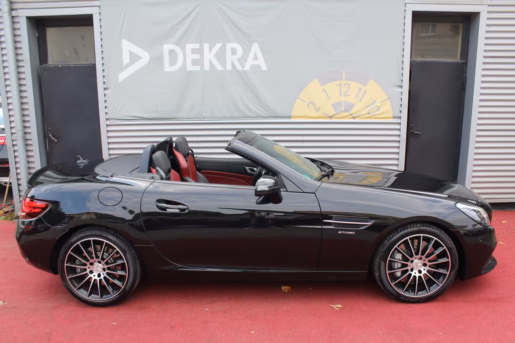 Mercedes-Benz SLC 43 AMG