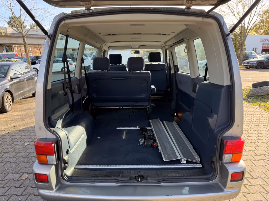 Volkswagen T4 Caravelle
