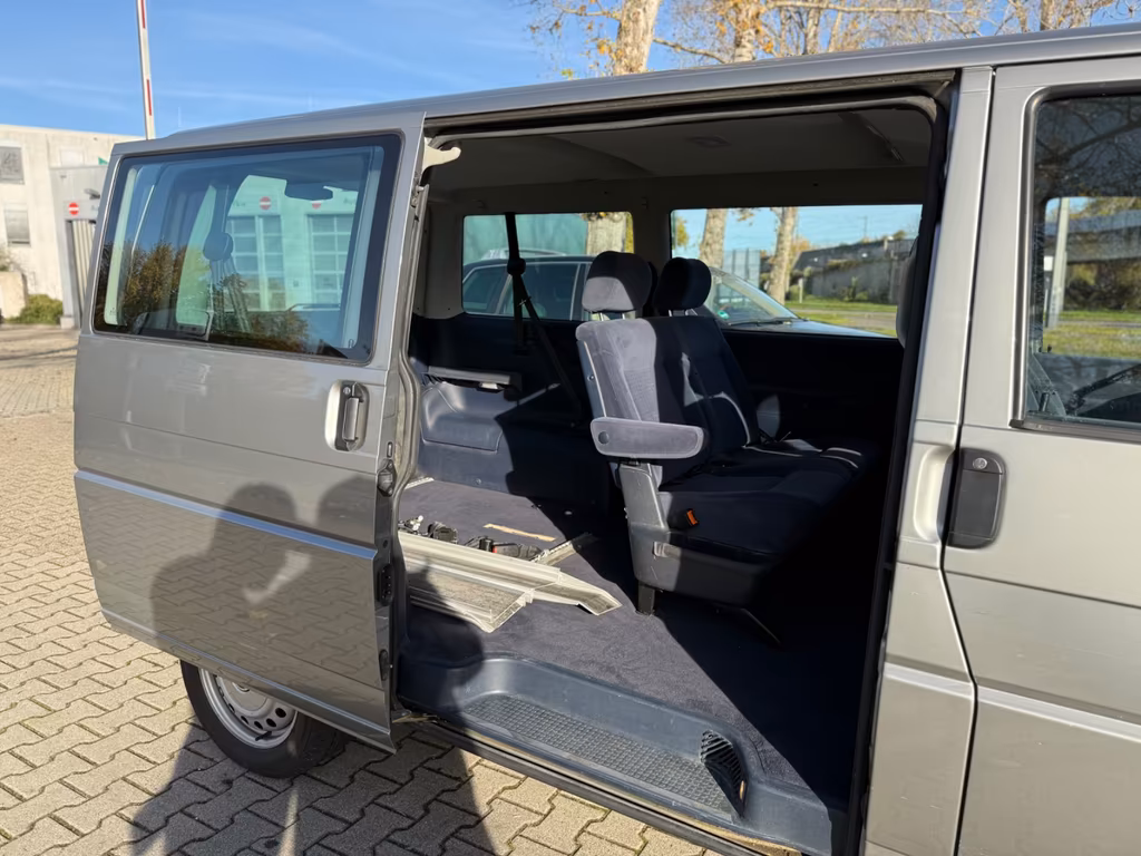 Volkswagen T4 Caravelle