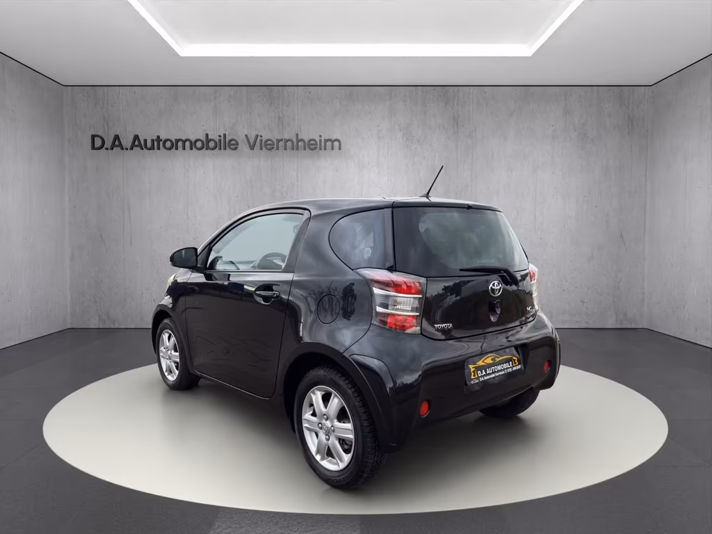 Toyota IQ