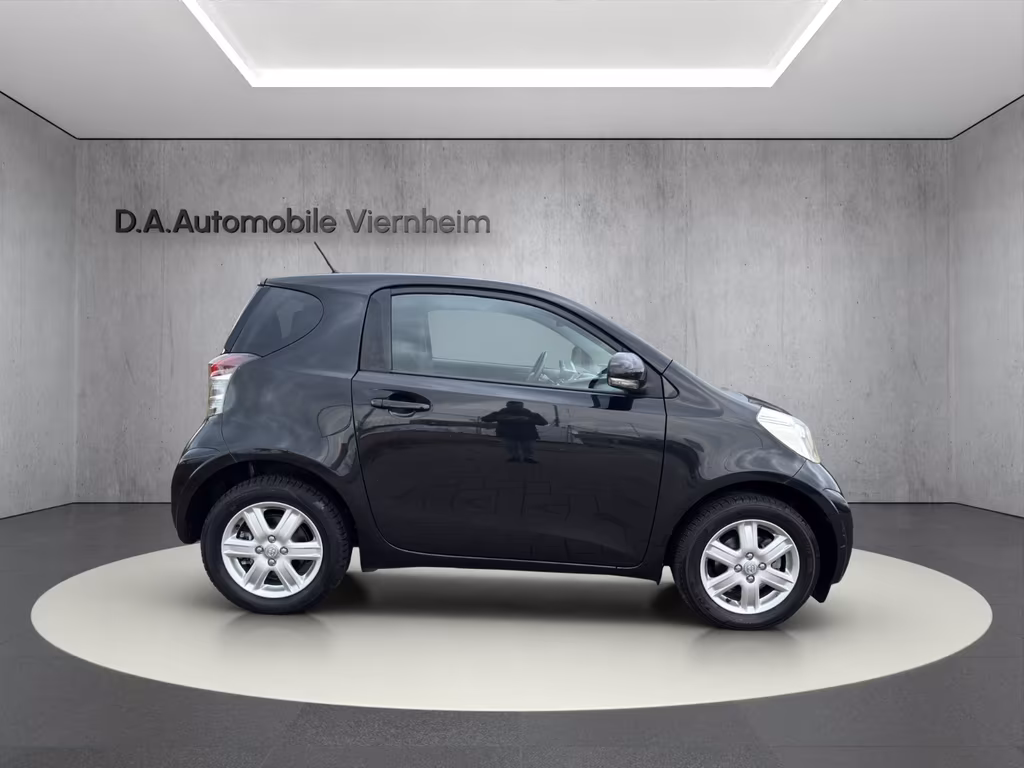 Toyota IQ