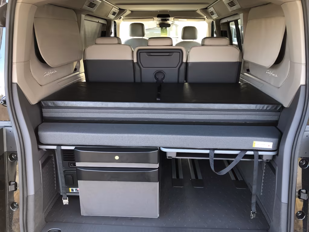 Volkswagen T7 California