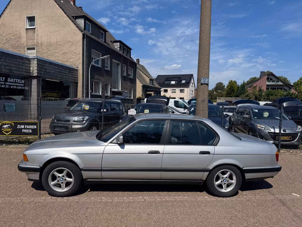 BMW 735