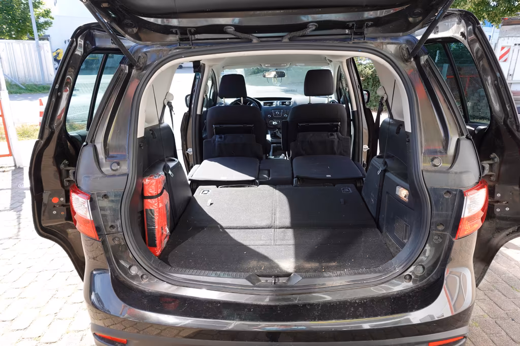 Mazda 5