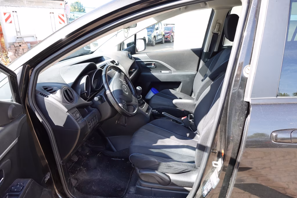 Mazda 5