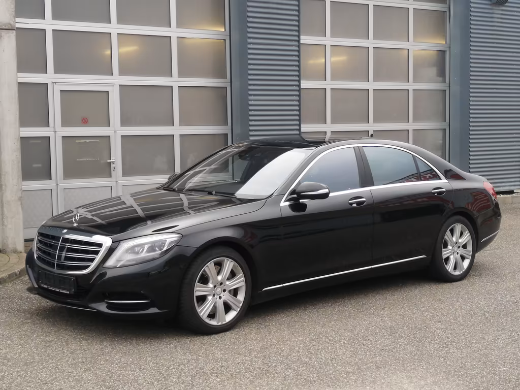 Mercedes-Benz S 600