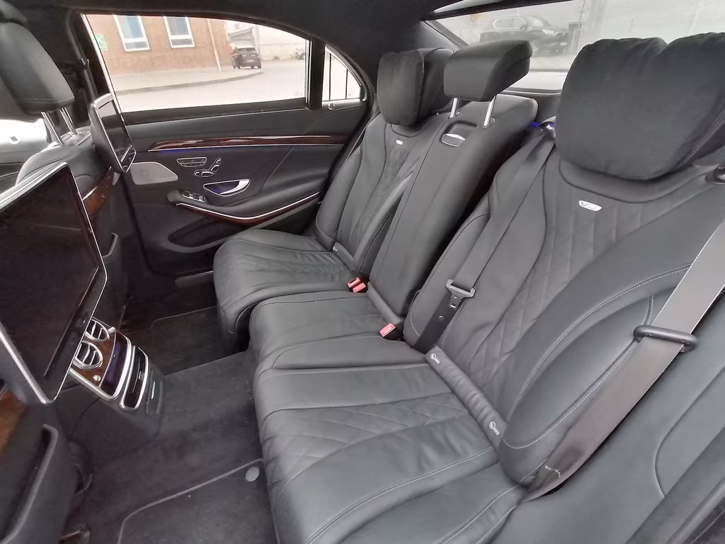 Mercedes-Benz S 600