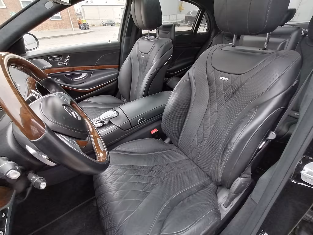 Mercedes-Benz S 600