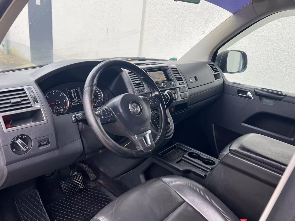Volkswagen T5 Caravelle