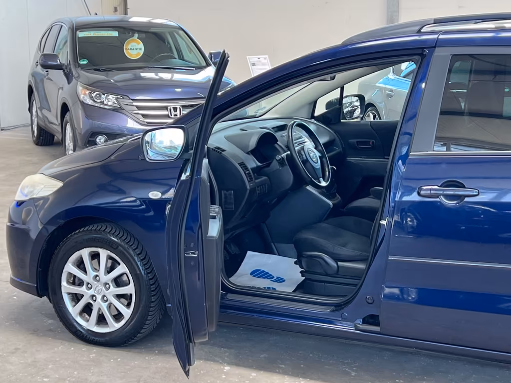 Mazda 5