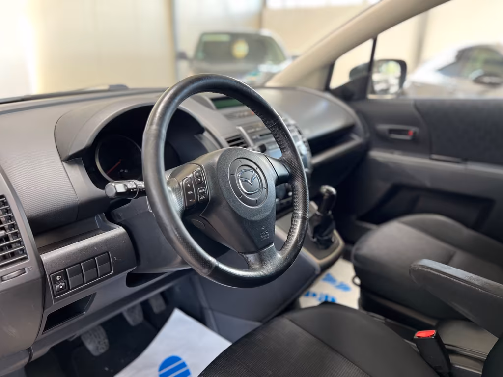 Mazda 5