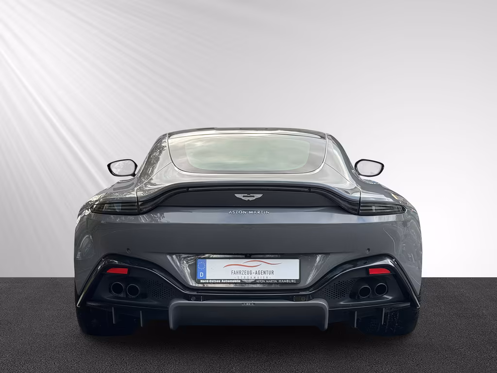 Aston Martin V8 Vantage