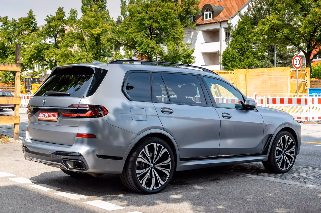 BMW X7