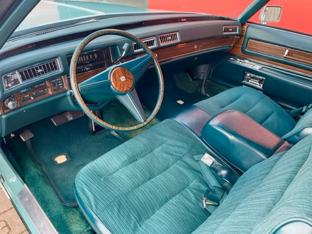 Cadillac Deville
