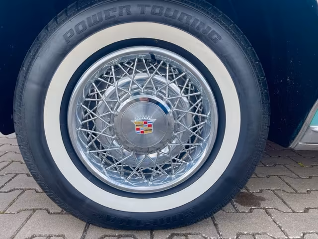 Cadillac Deville