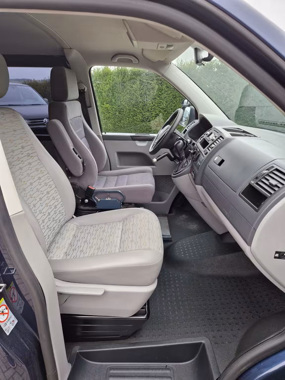 Volkswagen T5 Caravelle