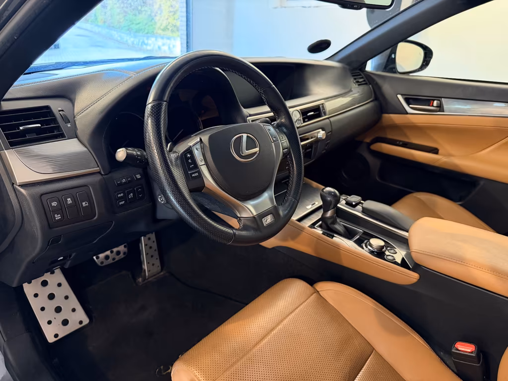Lexus GS 450