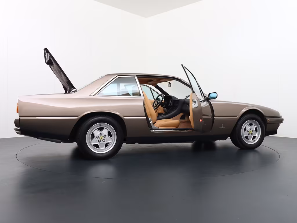 Ferrari 412