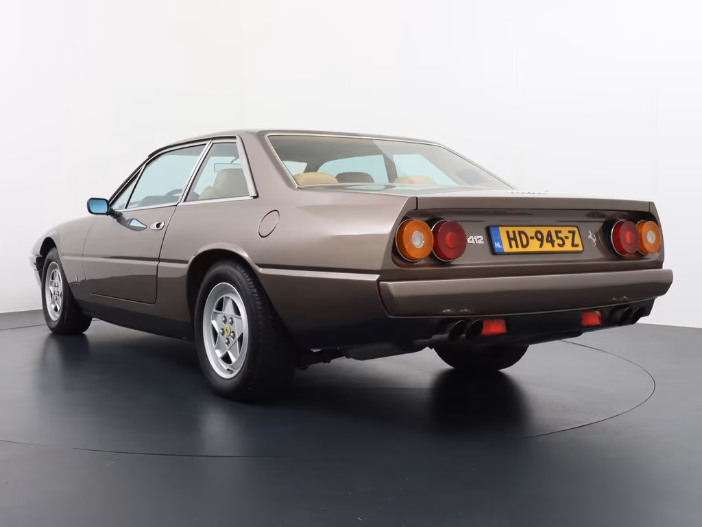 Ferrari 412