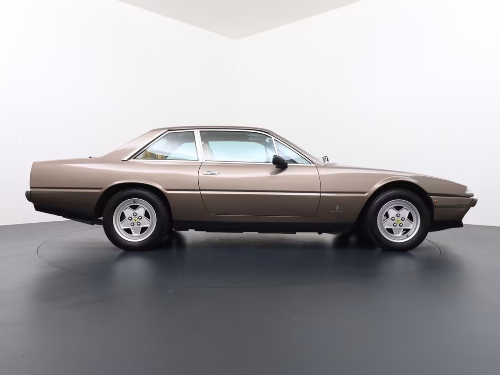Ferrari 412