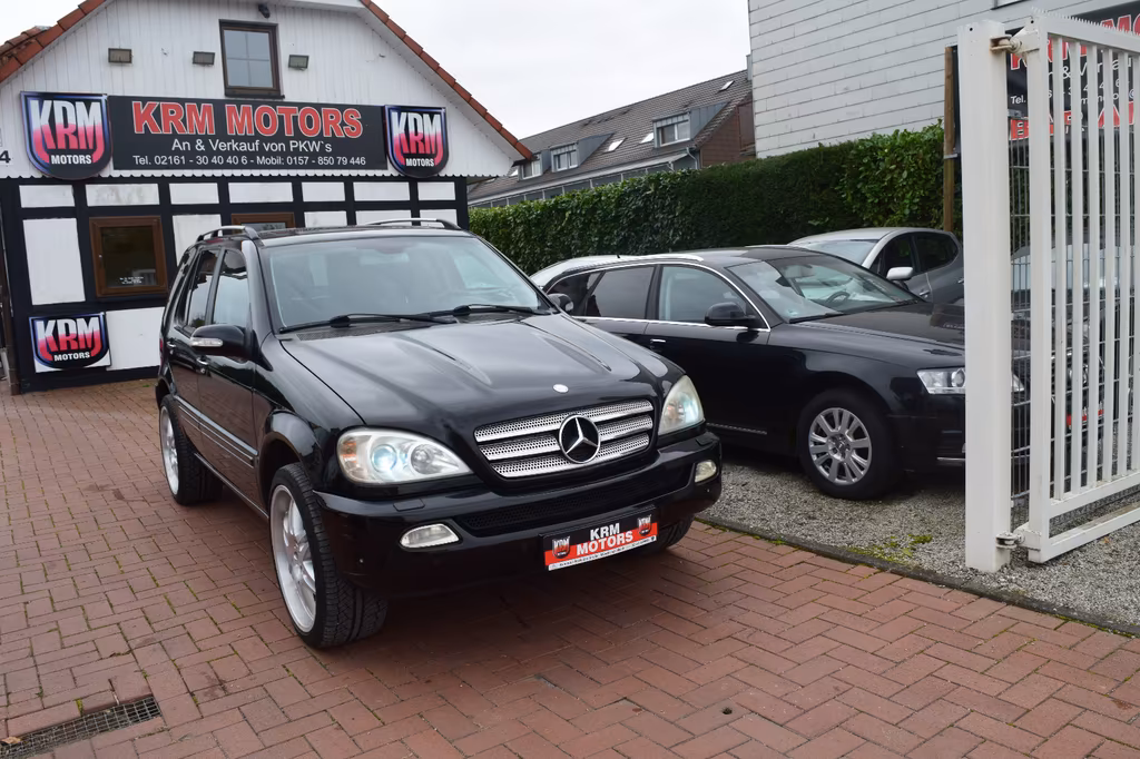 Mercedes-Benz ML 400