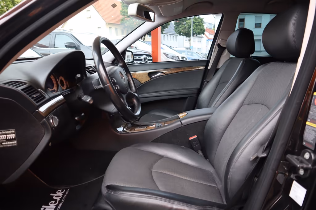 Mercedes-Benz E 280