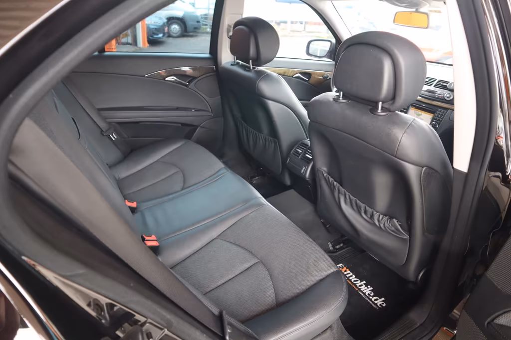 Mercedes-Benz E 280