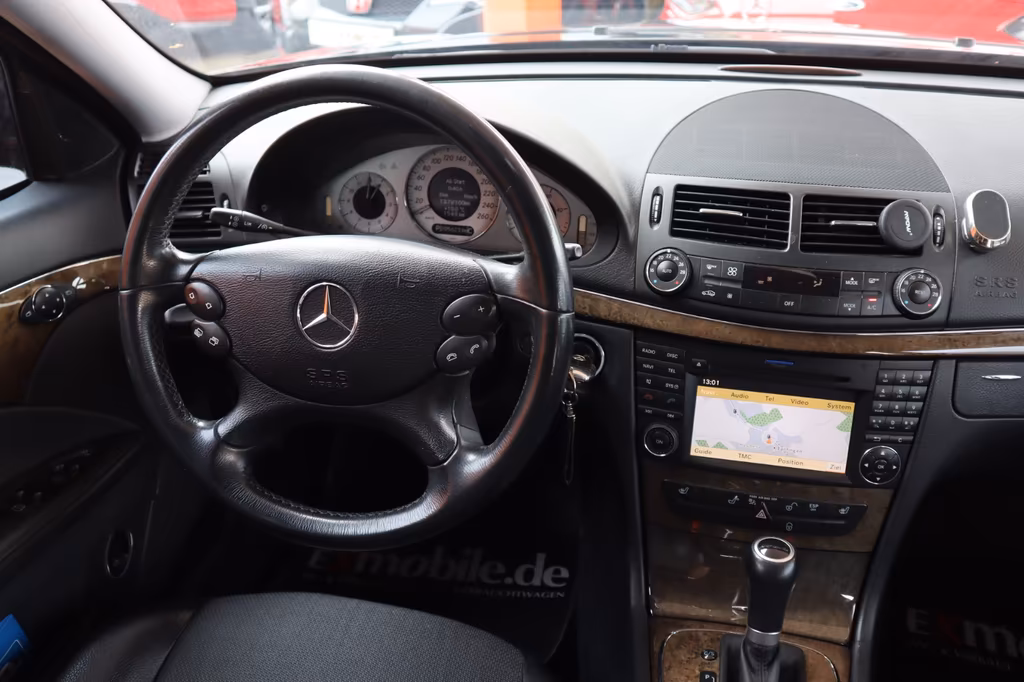 Mercedes-Benz E 280